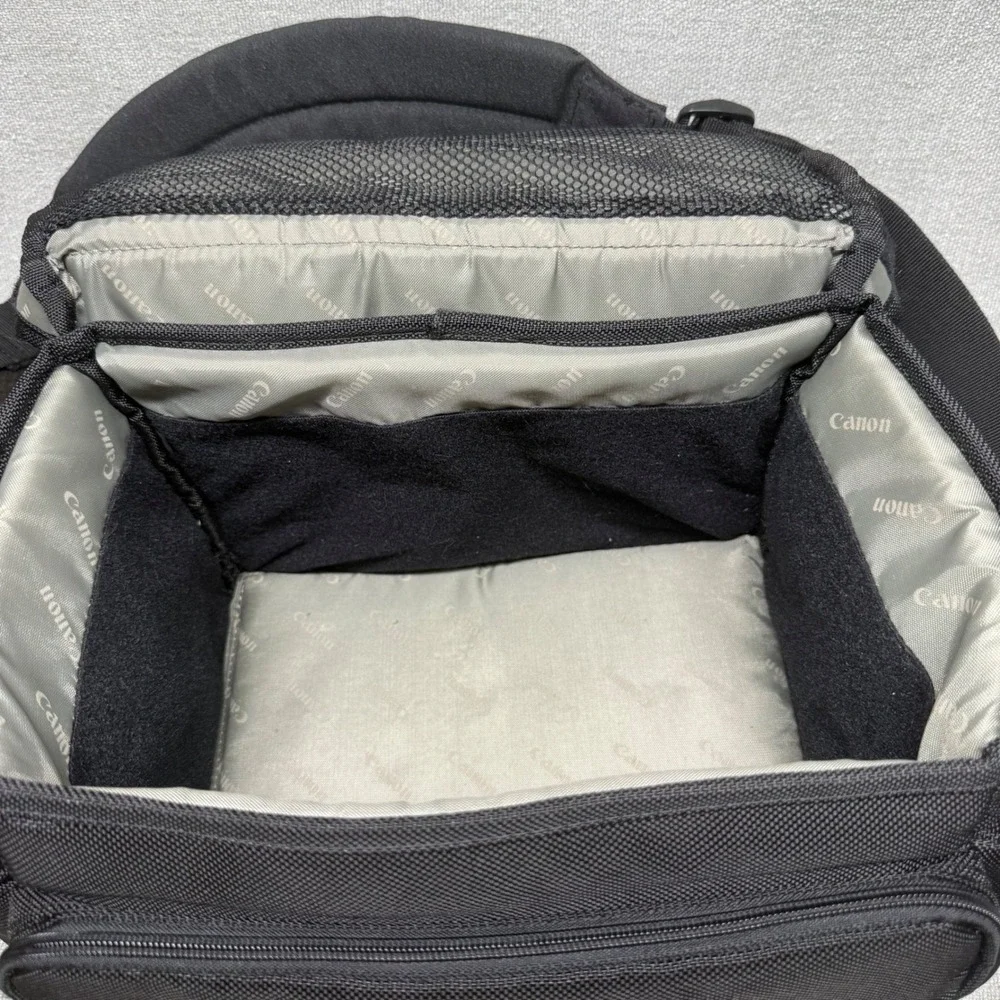 Canon Deluxe Gadget Bag Black Camera Shoulder Case Adjustable Dividers DSLR